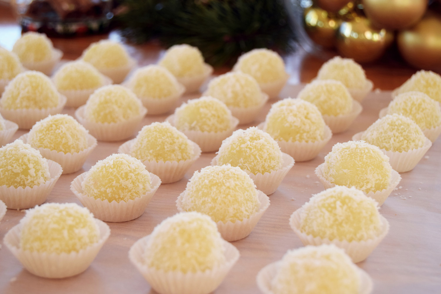 coconut-snowballs-recipe-zalabell-christmas_8