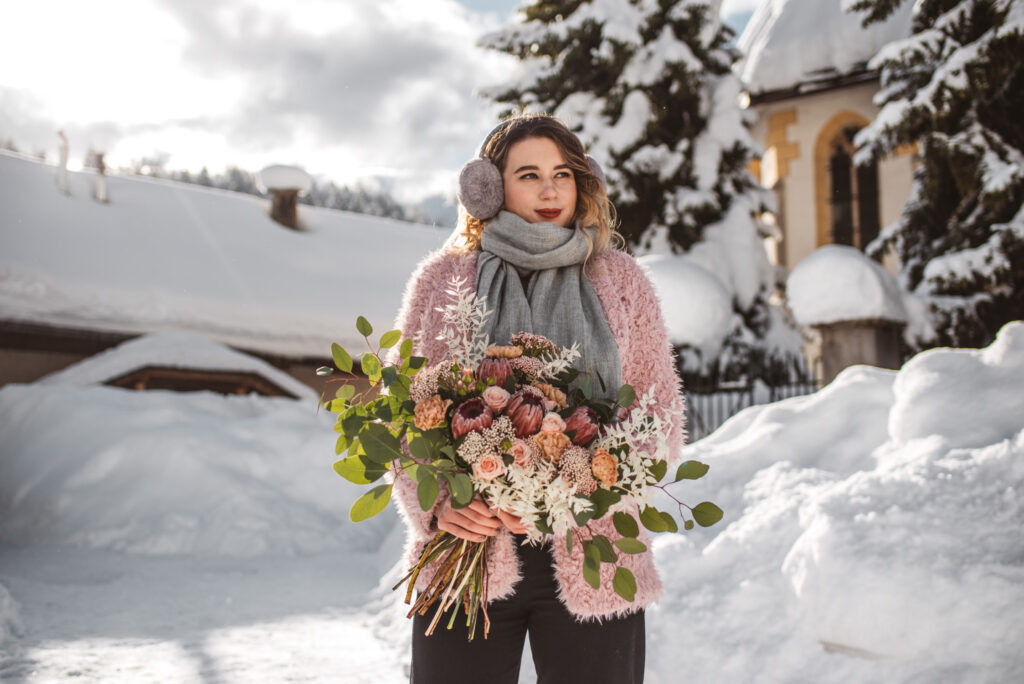 snow, portrait, flowers, bouquet, photography